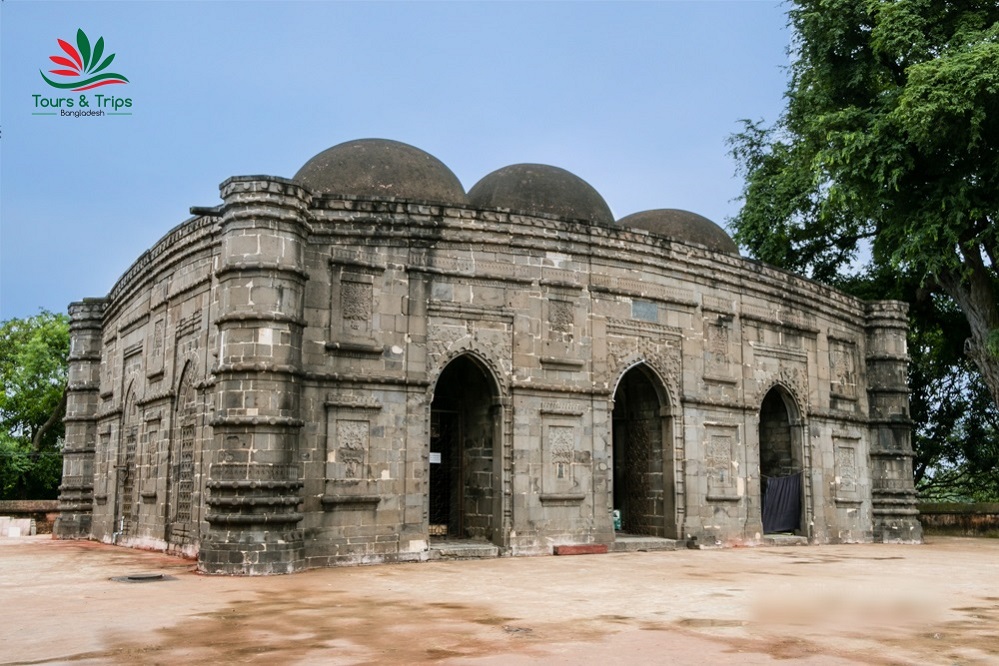 Kusumba Mosque is one of the historical mosque in Bangladesh
